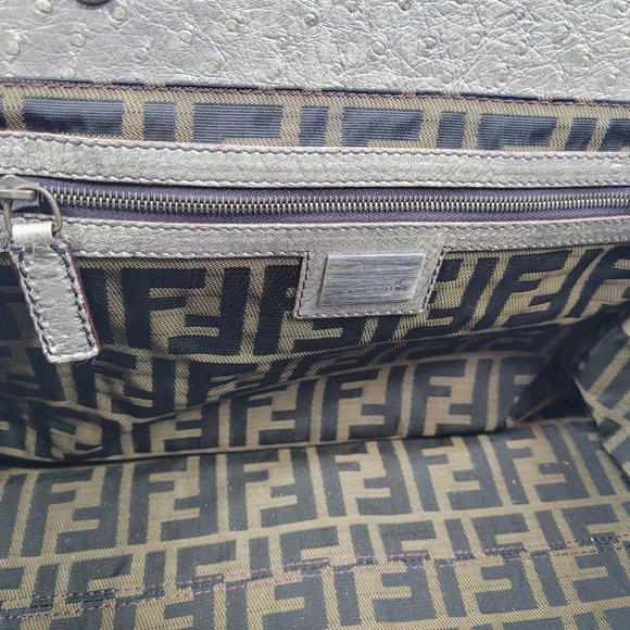 NEW Fendi Silver Metallic Du Jour Ostrich Bag - Picture 11 of 13